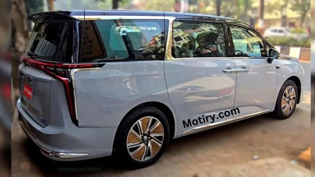 5 Upcoming 7 Seater Cars